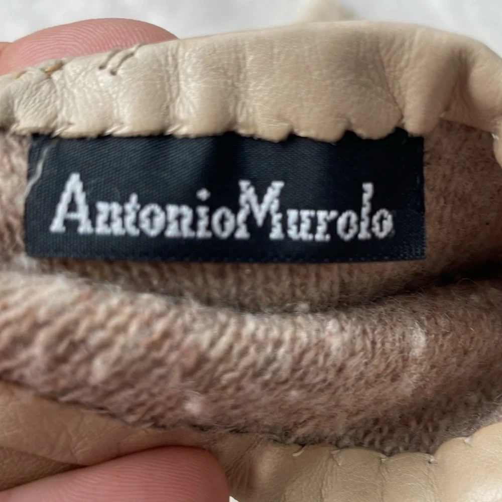 3‎ for $25! Antonio Murolo vintage  Cream Leather Gloves